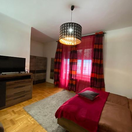 Apartment And Rooms Heart Of The City Budapest Luaran gambar
