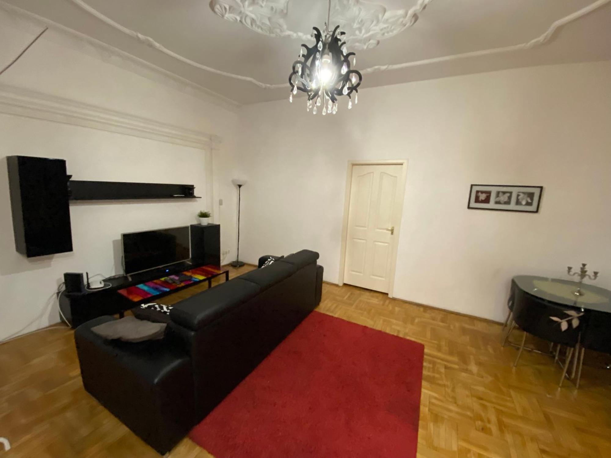Apartment And Rooms Heart Of The City Budapest Luaran gambar