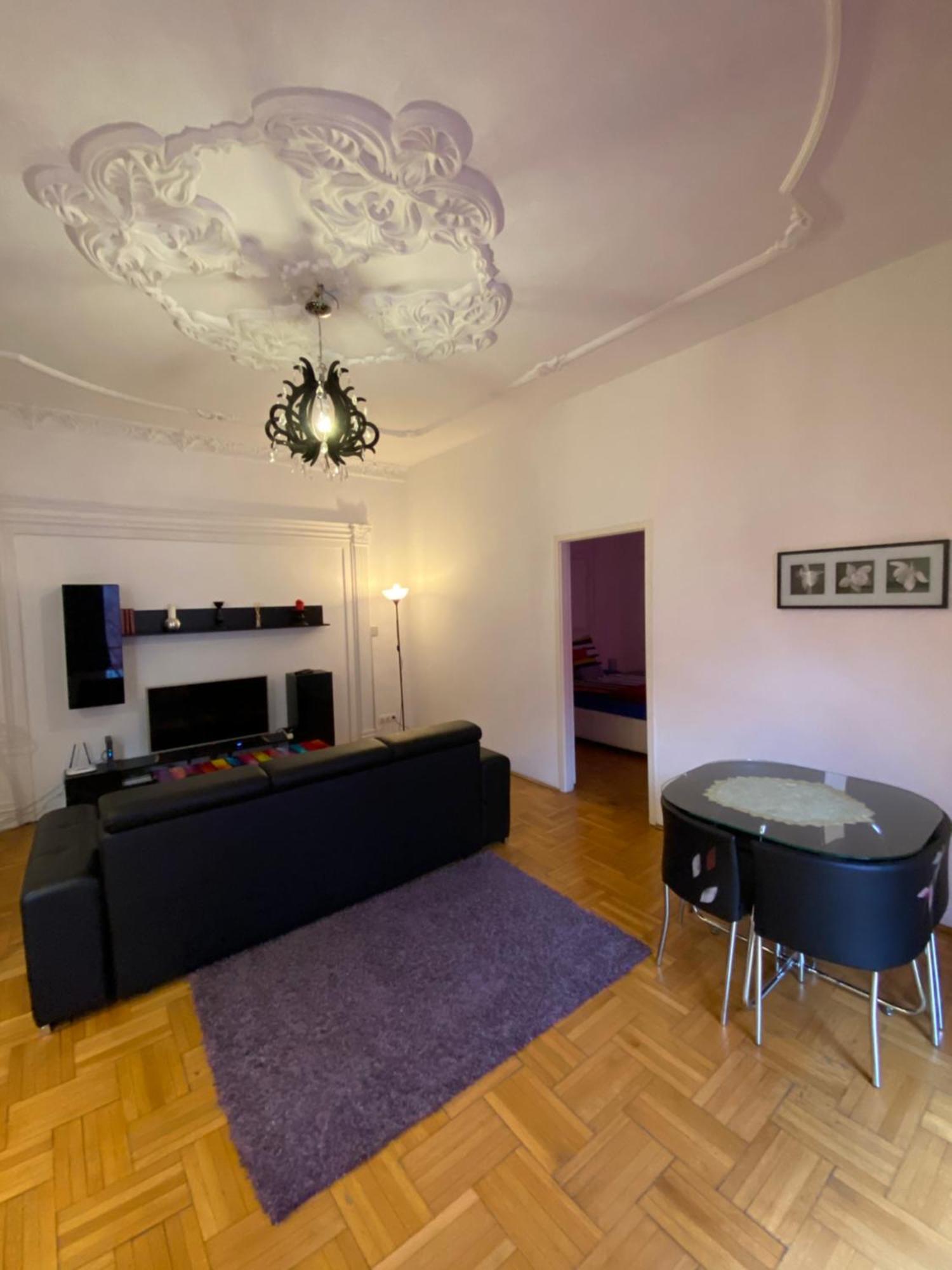 Apartment And Rooms Heart Of The City Budapest Luaran gambar