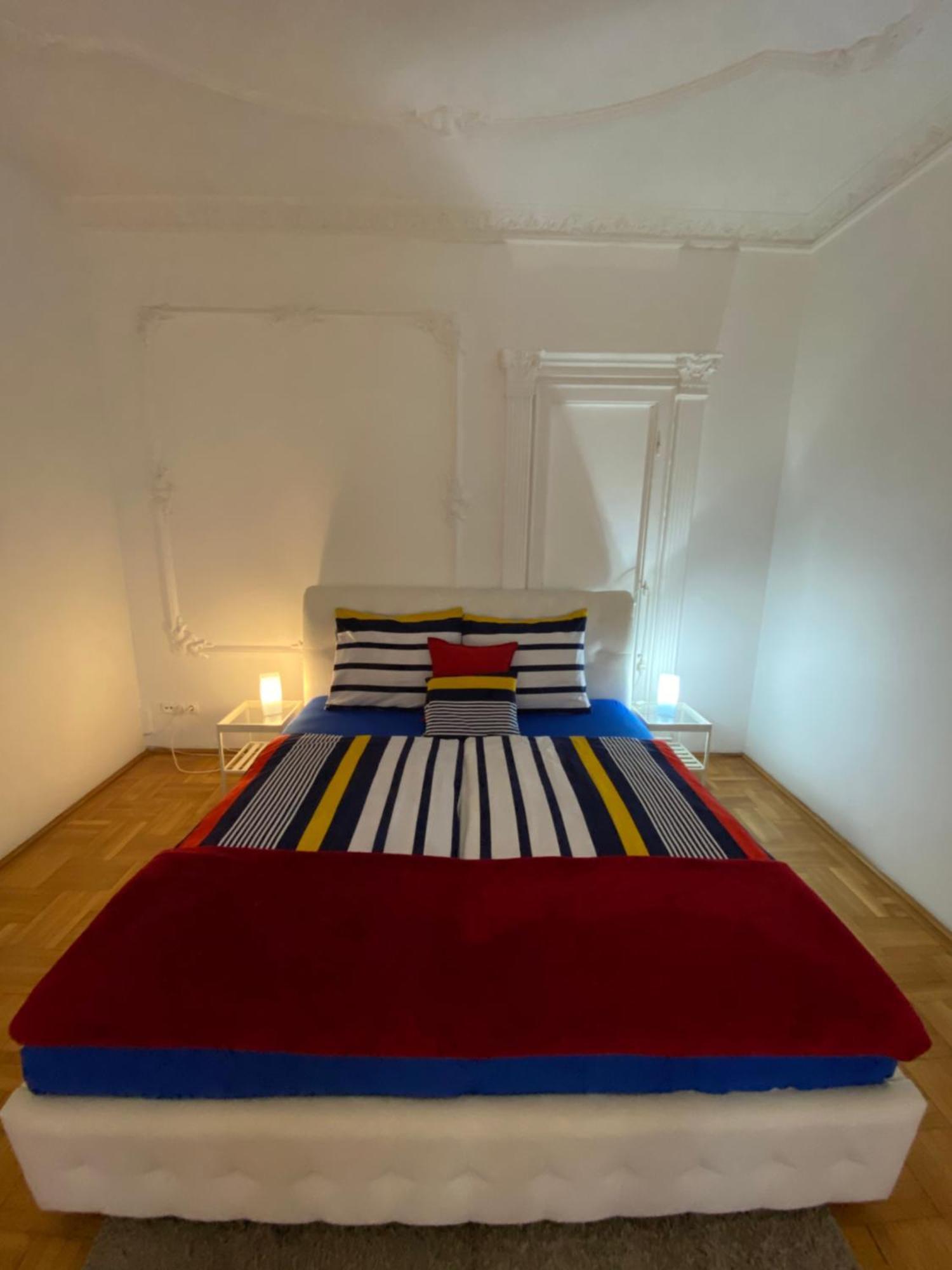 Apartment And Rooms Heart Of The City Budapest Luaran gambar