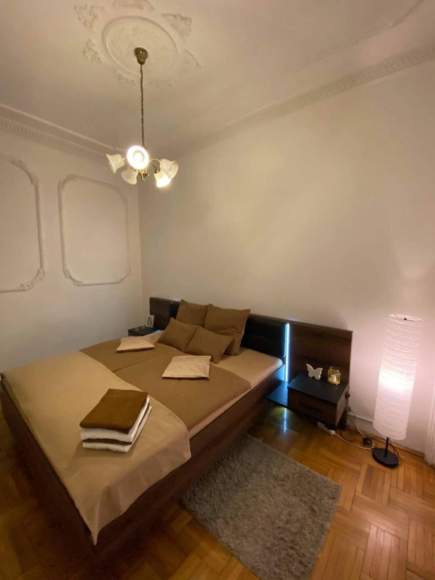 Apartment And Rooms Heart Of The City Budapest Luaran gambar